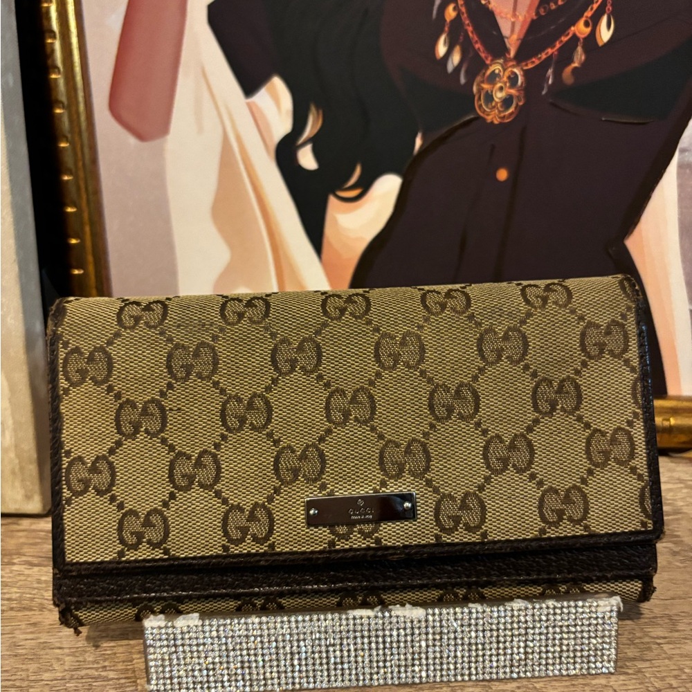 Gucci monogram long wallet
